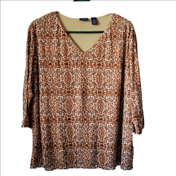Westbound Tops - Westbound Blouse 2X BOHO feminine Animal Print Safari V-neck Top ruffle Chic EUC